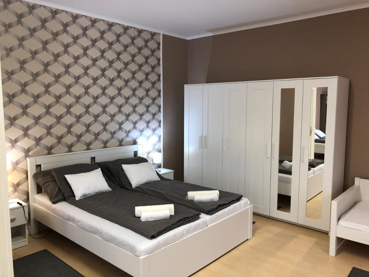 Árkád Apartmanház Szeged Kültér fotó
