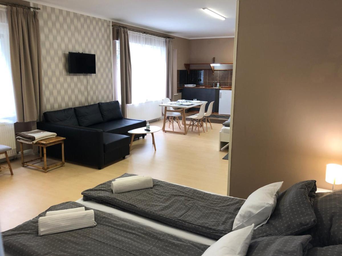Árkád Apartmanház Szeged Kültér fotó