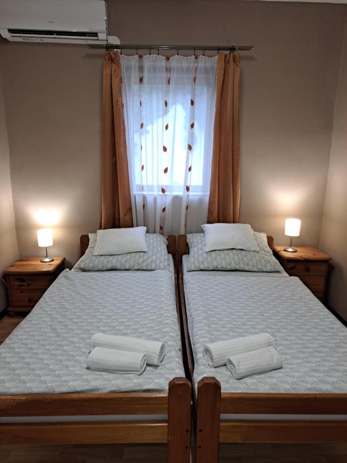 Árkád Apartmanház Szeged Kültér fotó