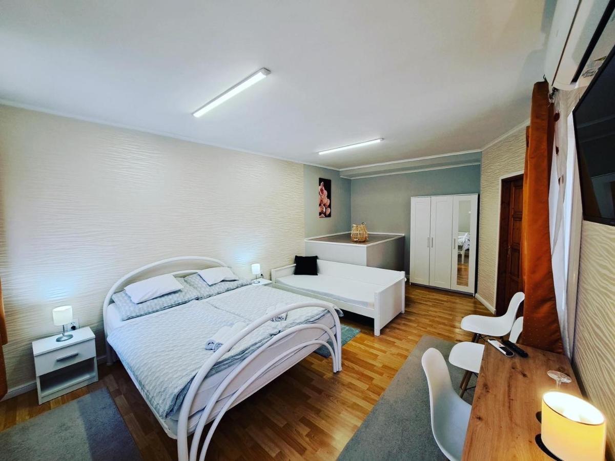 Árkád Apartmanház Szeged Kültér fotó