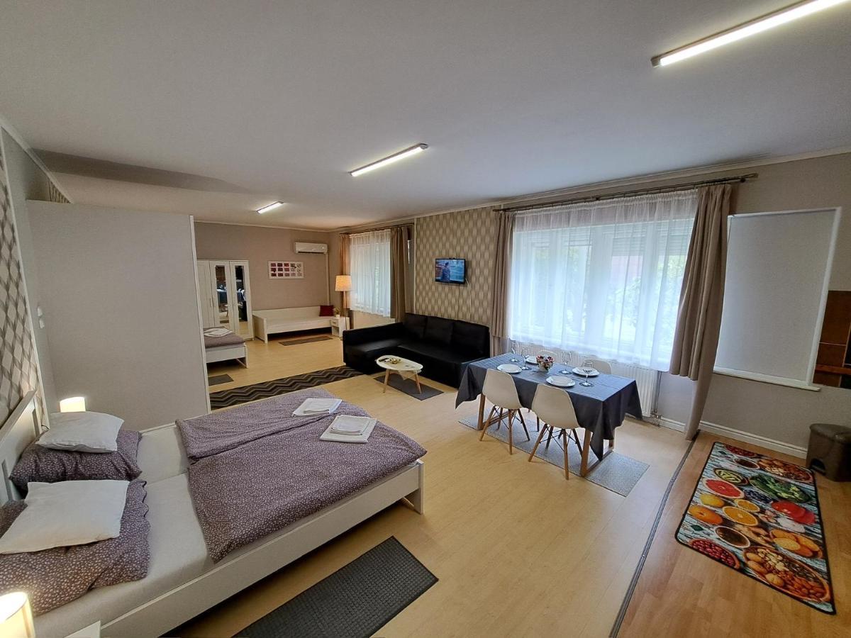 Árkád Apartmanház Szeged Kültér fotó
